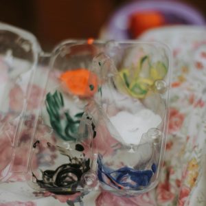 HAND MADE LUKIS TEMPAT TELUR AKRILIK